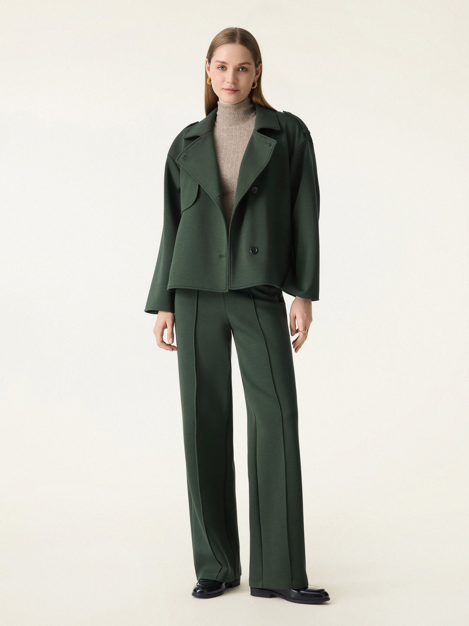 2-teiliges Set: Mantel mit wandelbarem Kragen und Knöpfen & Komforthose mit Bauchkontrolle